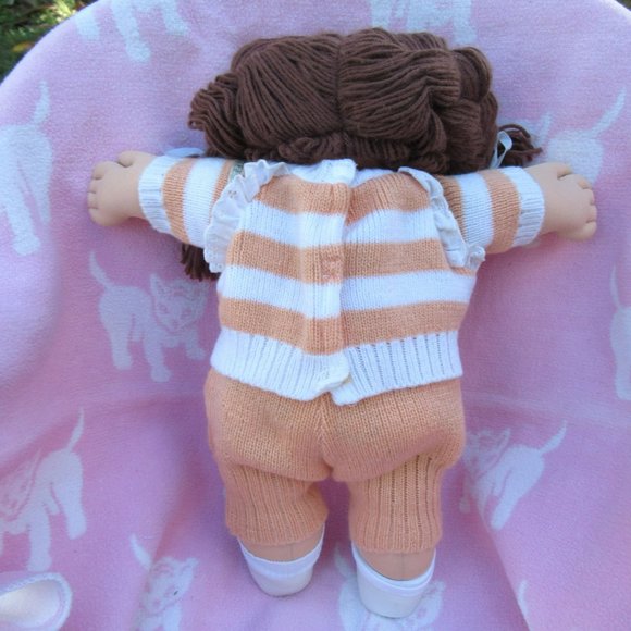 Cabbage Patch Kids Girl '86 Brunette Tongue Brown Eyes Peach Stripe Knit 2 Piece - Picture 3 of 13